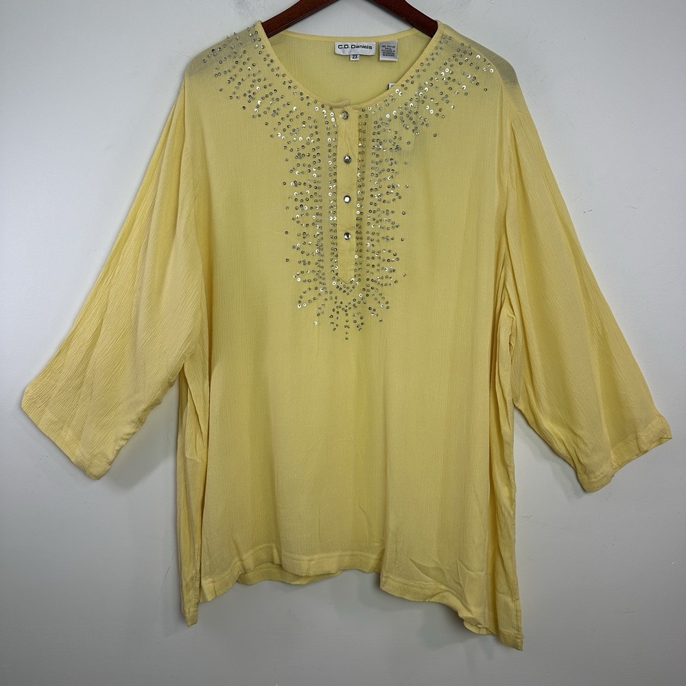 C‎ D Daniels Womans Top Size 2X Yellow Sequin Beaded Flowy Lightweight NWT